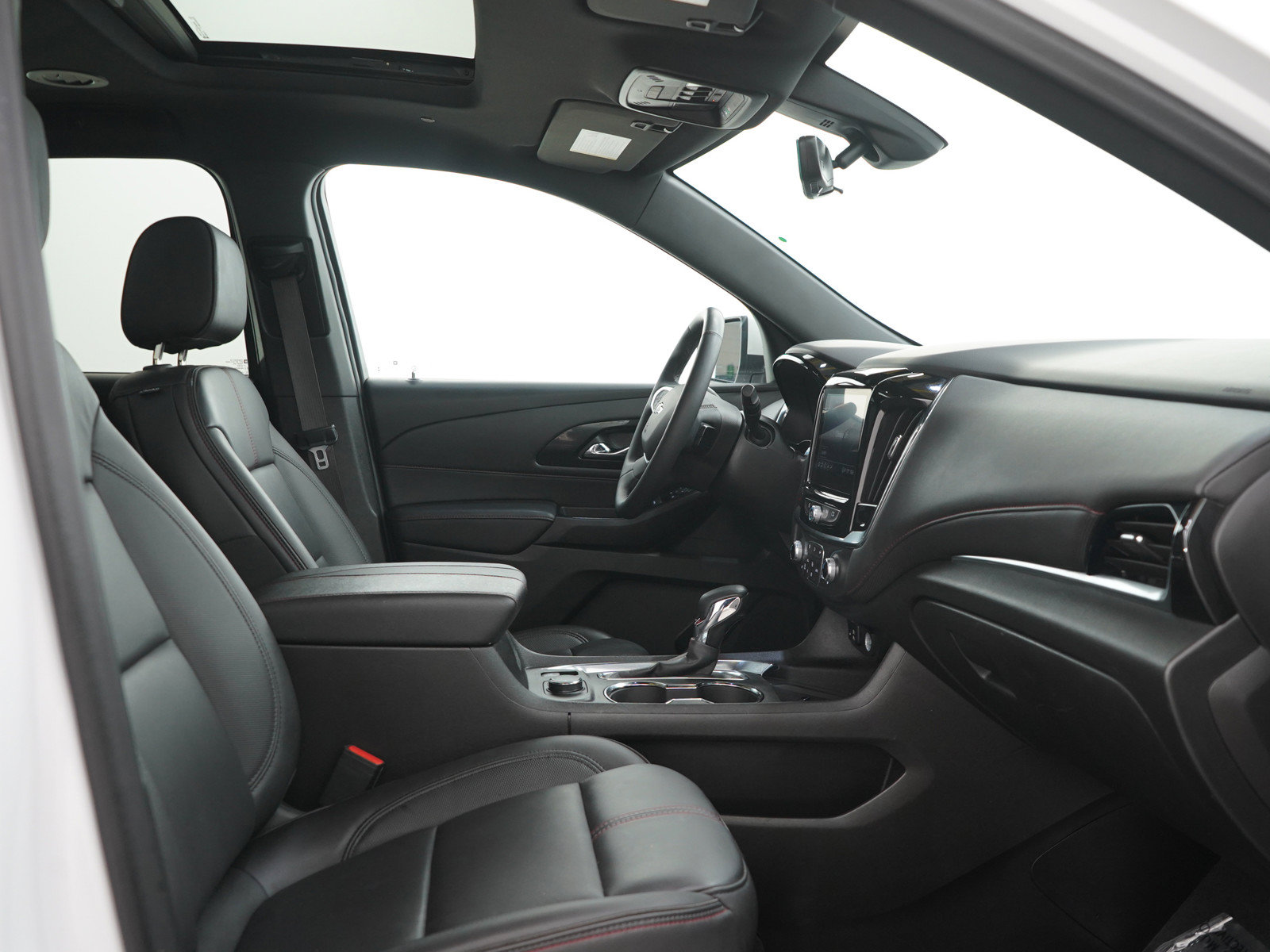 Used 2023 Chevrolet Traverse RS AWD/4WD image 13
