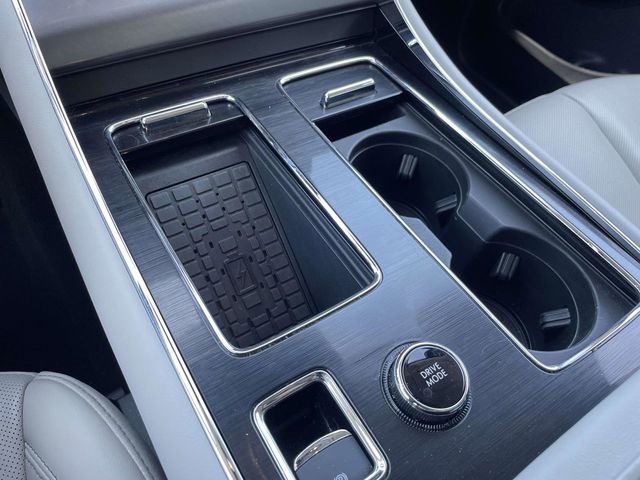 Used 2025 Lincoln Aviator AWD w/ Jet Appearance Package image 17