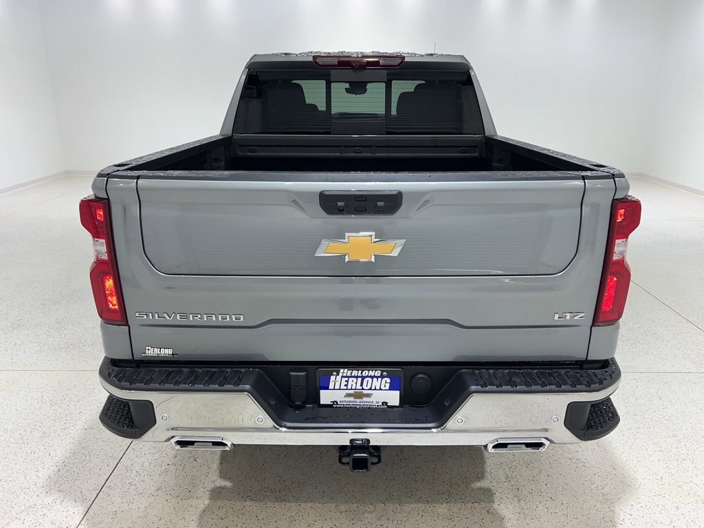 New 2026 Chevrolet Silverado 1500 LTZ w/ LTZ Premium Package AWD/4WD image 4