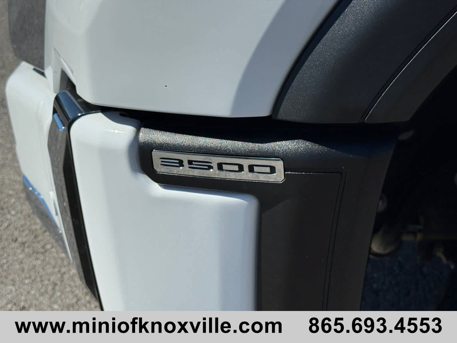 Used 2024 GMC Sierra 3500 Denali w/ Denali Reserve Package AWD/4WD image 12