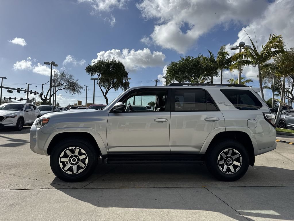 Used 2024 Toyota 4Runner TRD Off-Road Premium AWD/4WD image 27