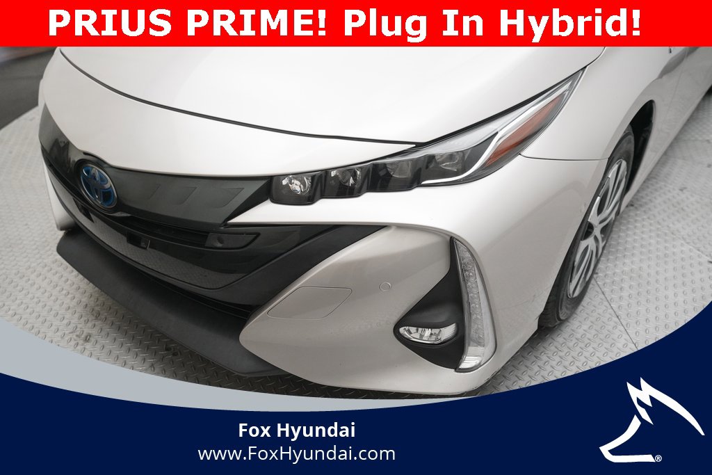 Used 2021 Toyota Prius Prime Limited w/ Carpet Mat Package (TMS) image 22