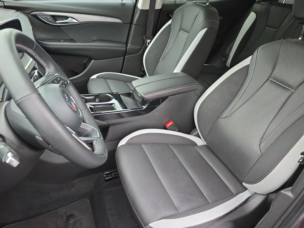 Certified 2024 Buick Envision Sport Touring AWD/4WD image 17