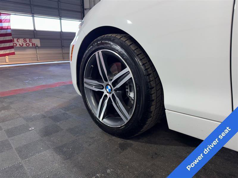 Used 2017 BMW 230i xDrive Convertible image 7