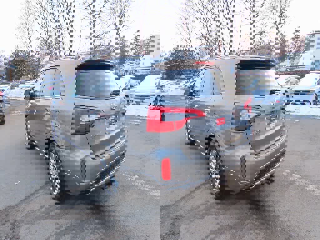 Used 2014 Kia Sorento SX w/ 3rd Row Package image 4