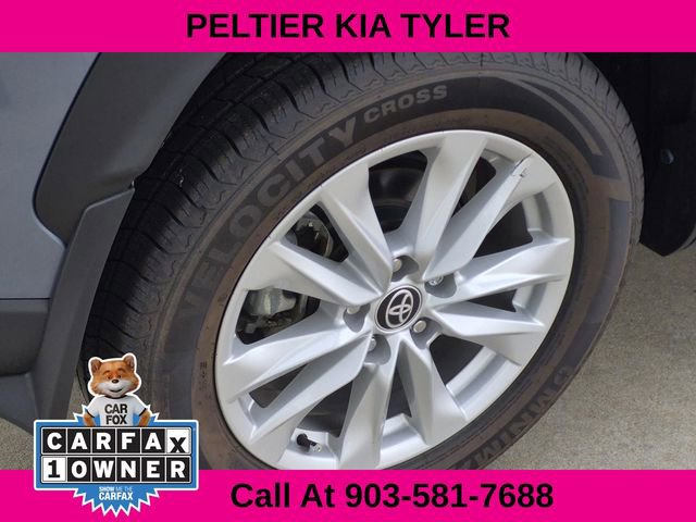 Used 2023 Toyota Corolla Cross LE image 8