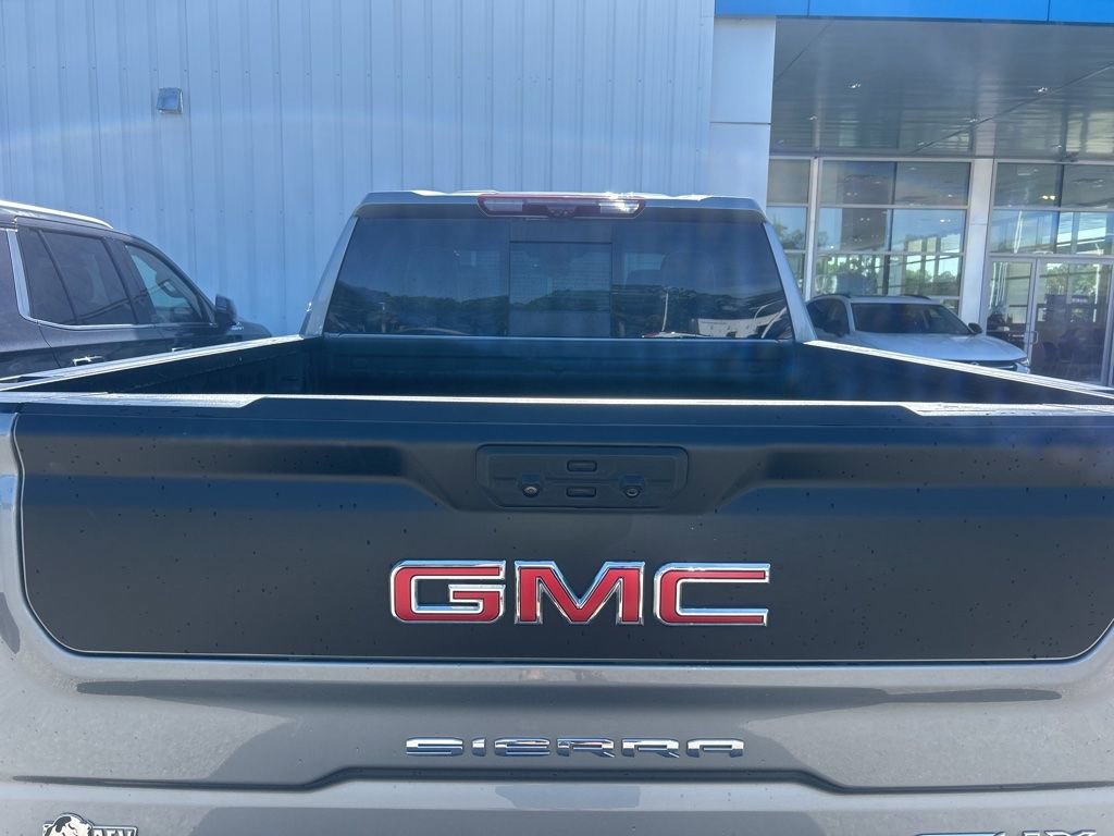 Used 2023 GMC Sierra 1500 AT4X w/ AT4X AEV Edition AWD/4WD image 5