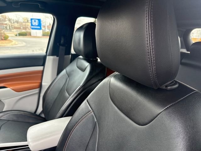 Used 2023 Jeep Compass Limited w/ Sun and Sound Group image 10