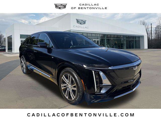 New 2026 Cadillac Lyriq Luxury w/ LPO, Floor Liner Package RWD image 1