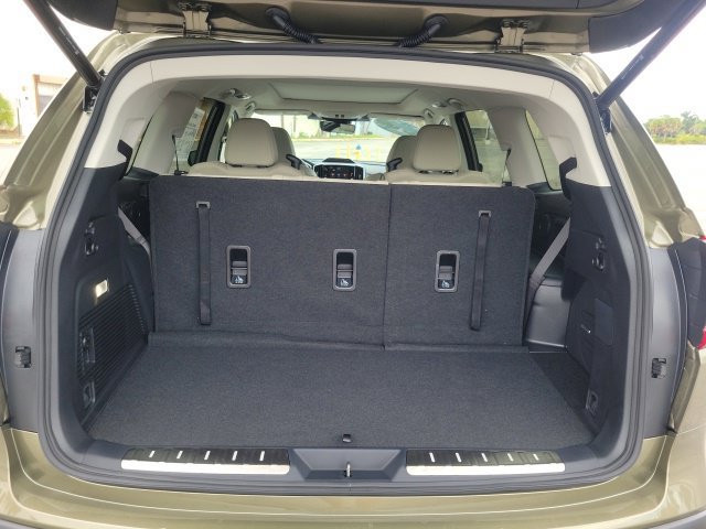 New 2026 Subaru Ascent Limited AWD/4WD image 7