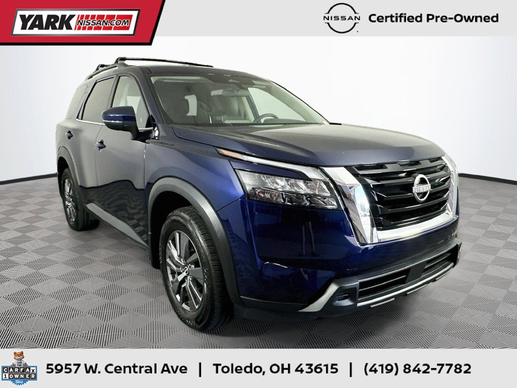 Certified 2025 Nissan Pathfinder SV