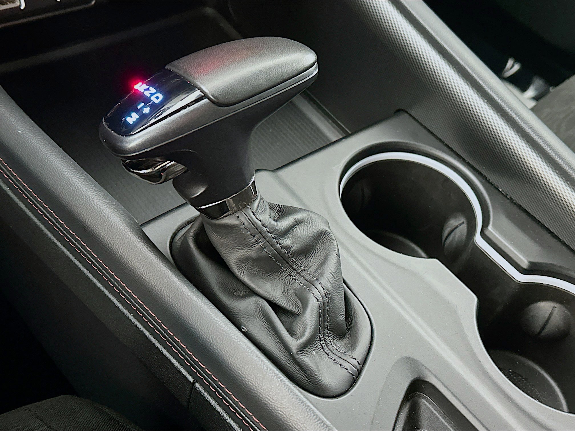 Used 2025 Dodge Durango GT AWD/4WD image 17
