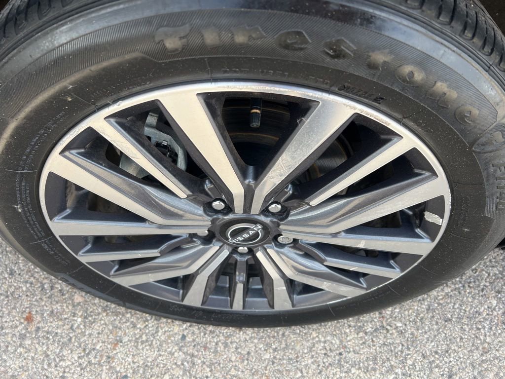 Certified 2024 Nissan Kicks SV image 41