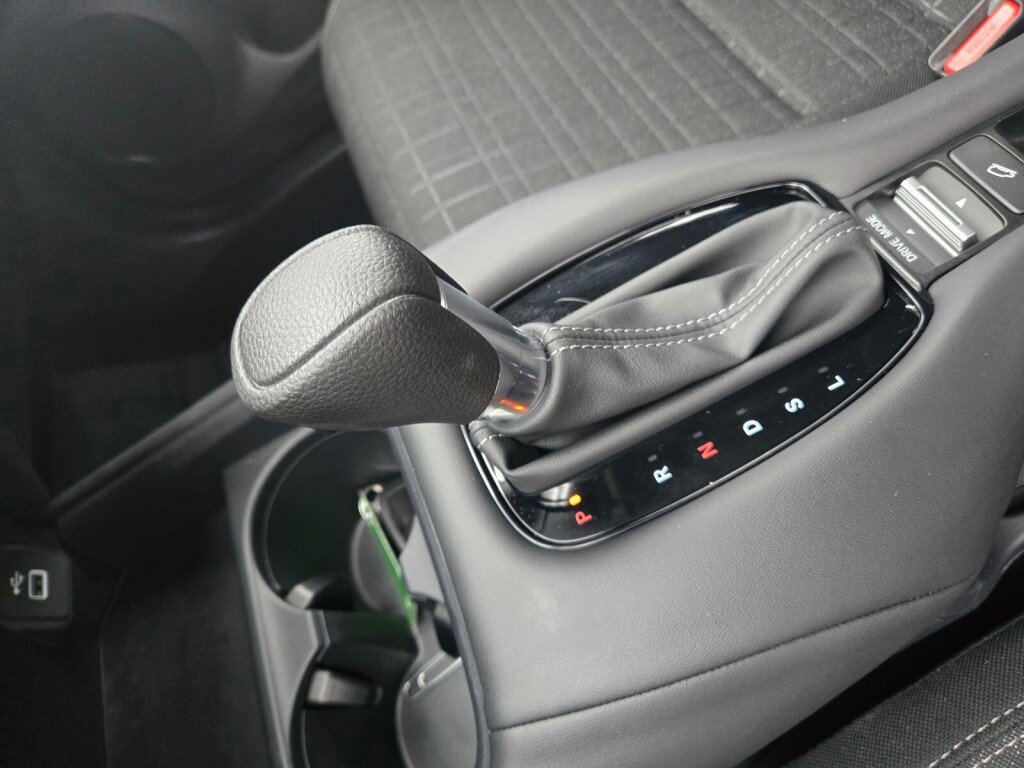 Certified 2024 Honda HR-V LX image 16