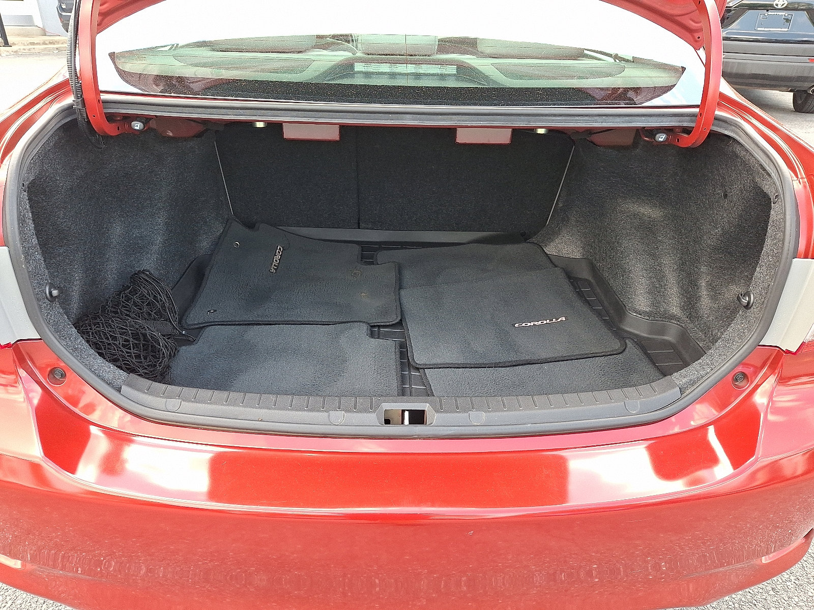 Used 2013 Toyota Corolla L FWD image 28