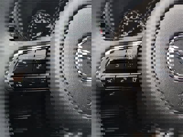 Used 2024 MAZDA MAZDA3 s image 24