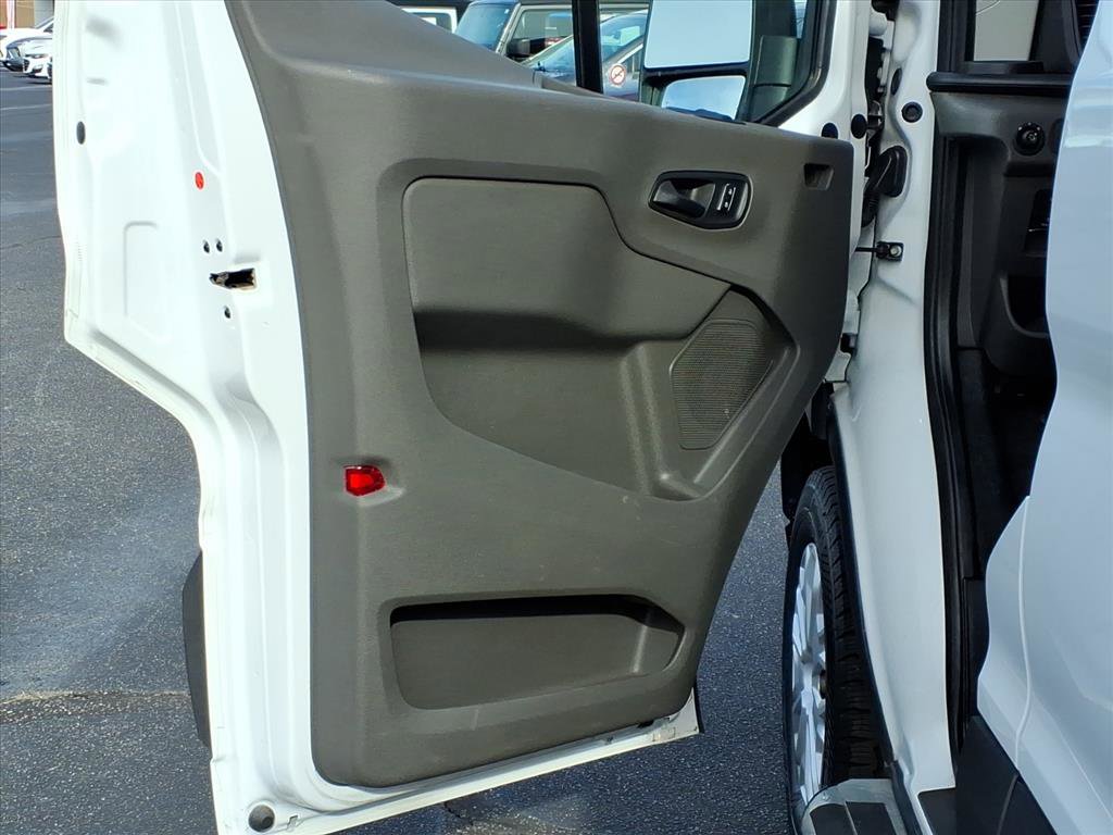 Used 2024 Ford Transit 250 Base w/ Exterior Upgrade Package image 4