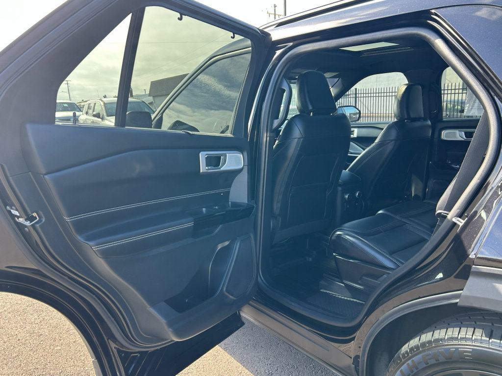 Used 2022 Ford Explorer ST w/ Equipment Group 401A AWD/4WD image 35