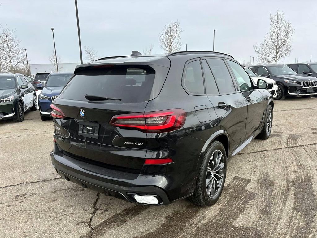 Used 2022 BMW X5 xDrive40i w/ M Sport Package image 7