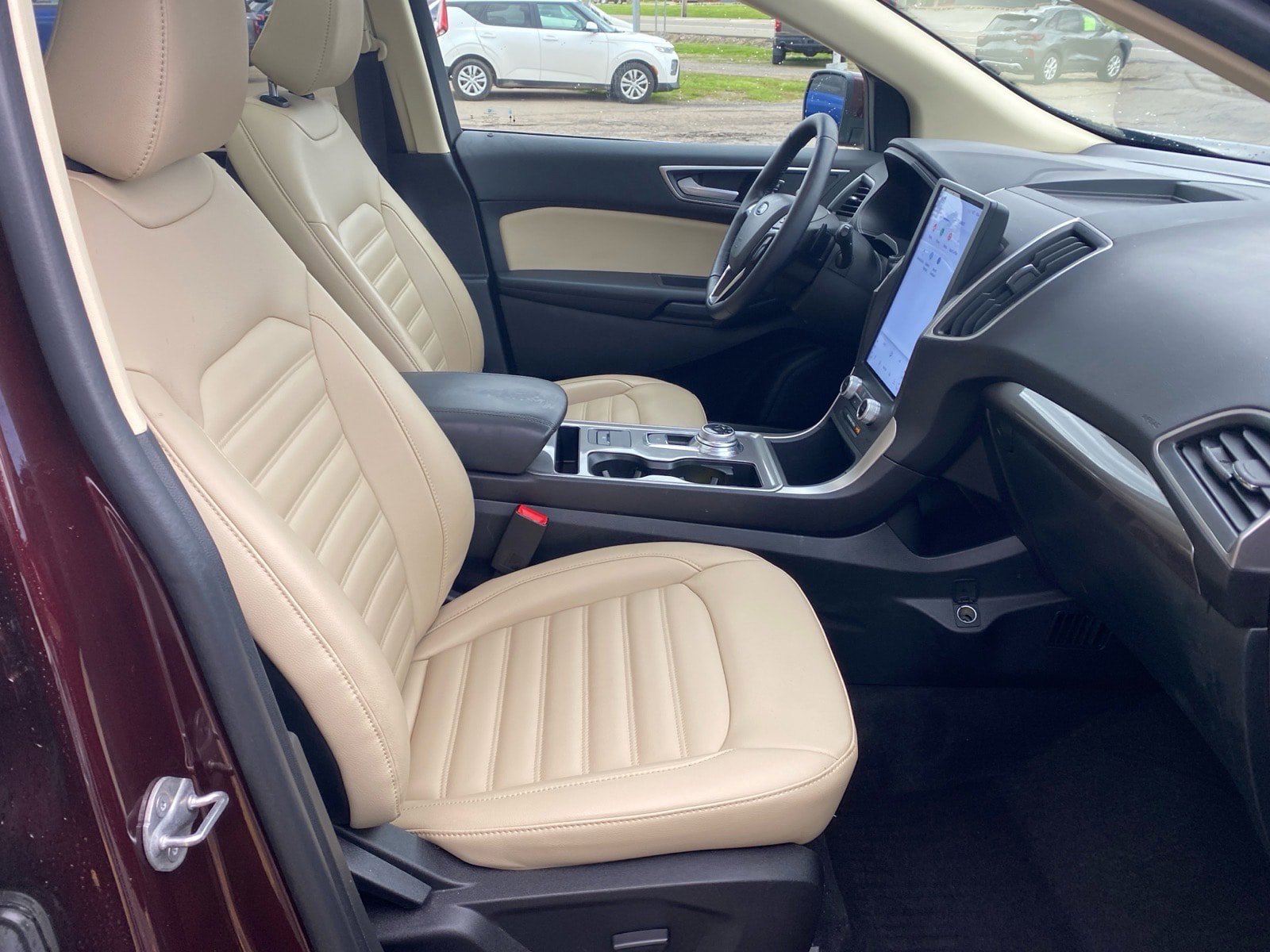 Used 2024 Ford Edge SEL w/ Convenience Package AWD/4WD image 25