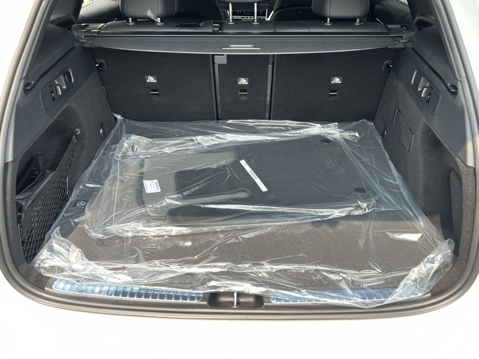 Certified 2025 Mercedes-Benz GLC 300 4MATIC image 24