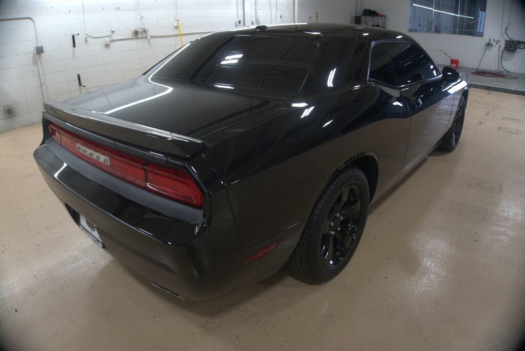 Used 2009 Dodge Challenger R/T RWD image 5