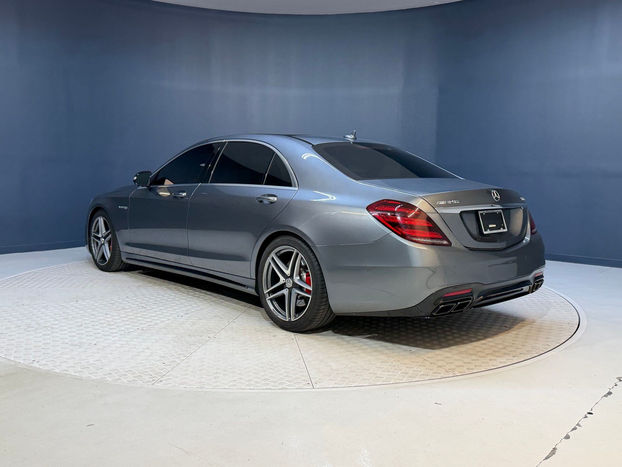 Used 2020 Mercedes-Benz S 63 AMG 4MATIC Sedan image 3