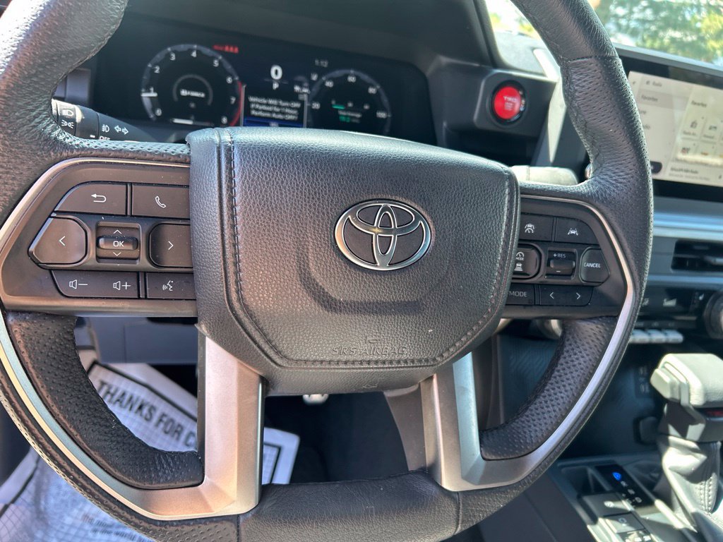 Used 2025 Toyota Tacoma TRD Sport AWD/4WD image 22