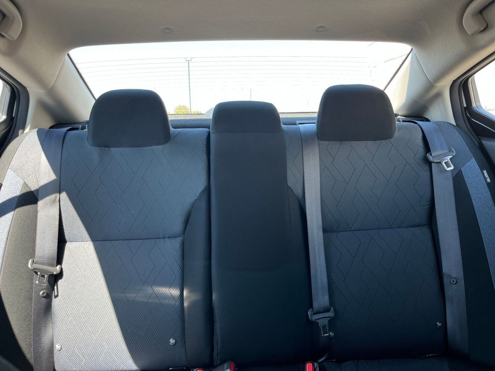 Used 2025 Nissan Versa SV FWD image 37