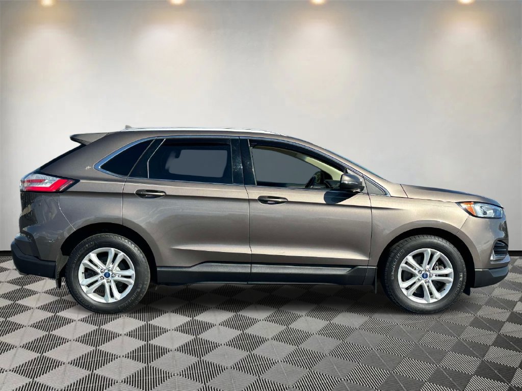 Certified 2019 Ford Edge SEL w/ Equipment Group 201A AWD/4WD image 2
