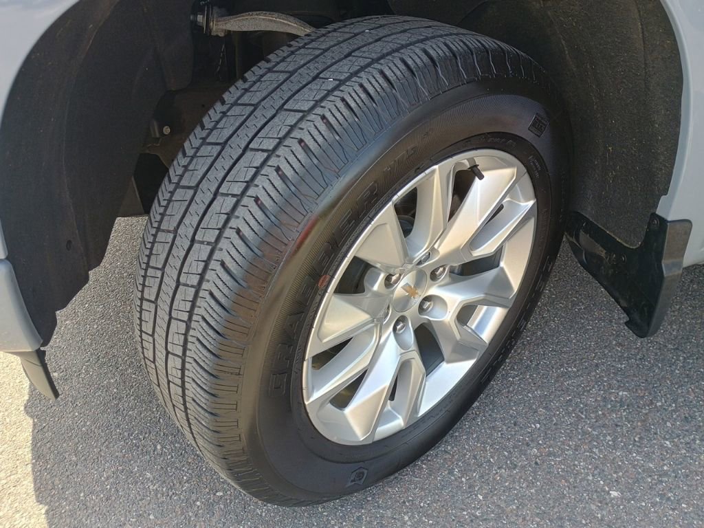 Used 2024 Chevrolet Silverado 1500 Custom image 9