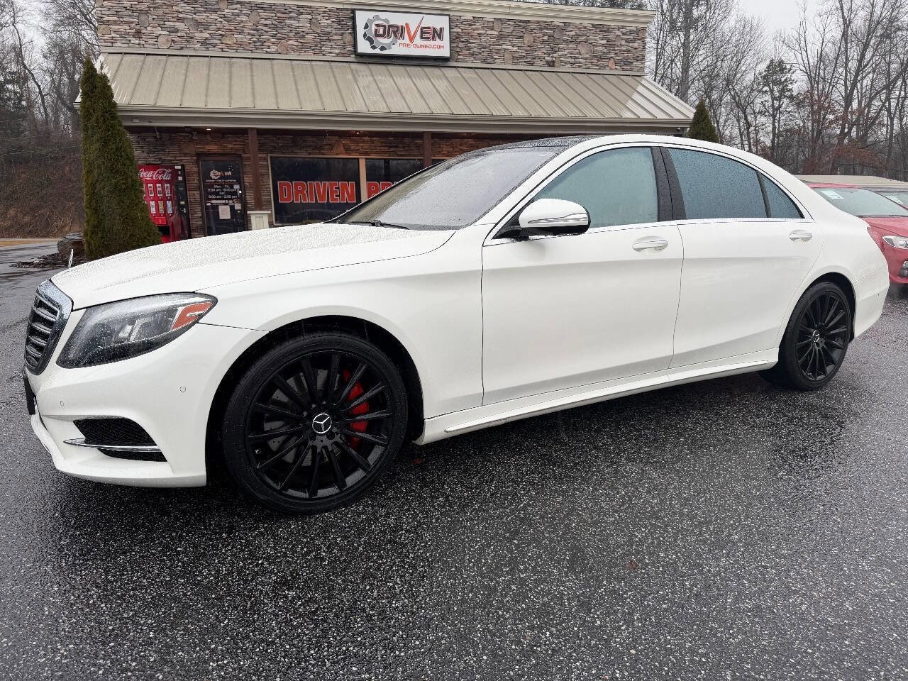 Used 2015 Mercedes-Benz S 550 Sedan image 1