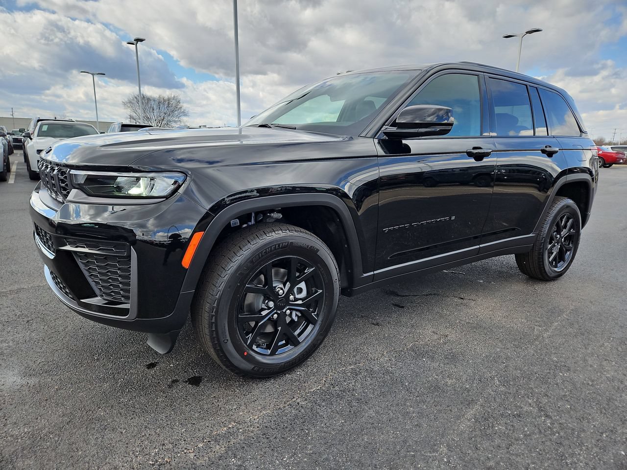 New 2026 Jeep Grand Cherokee Altitude AWD/4WD image 3