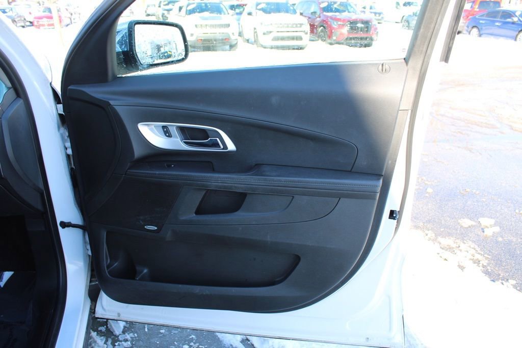 Used 2017 Chevrolet Equinox Premier w/ Enhanced Convenience Package image 20