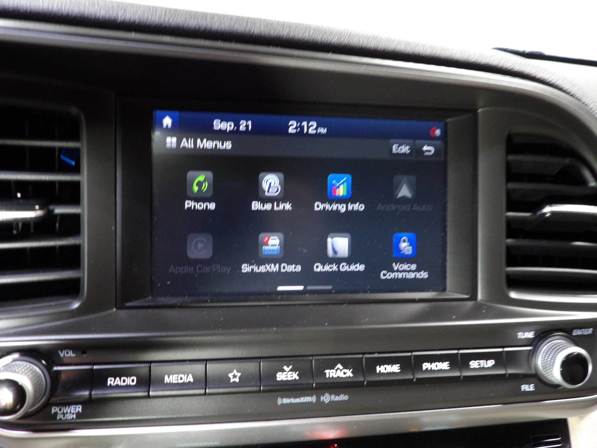 Used 2020 Hyundai Elantra Value Edition w/ Cargo Package (C1) FWD image 14