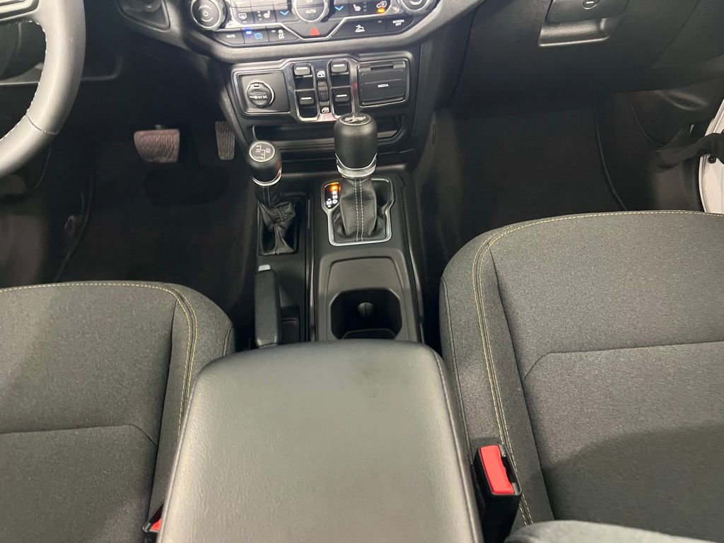 Used 2025 Jeep Wrangler Unlimited Sport S 4xe w/ Convenience Group image 17