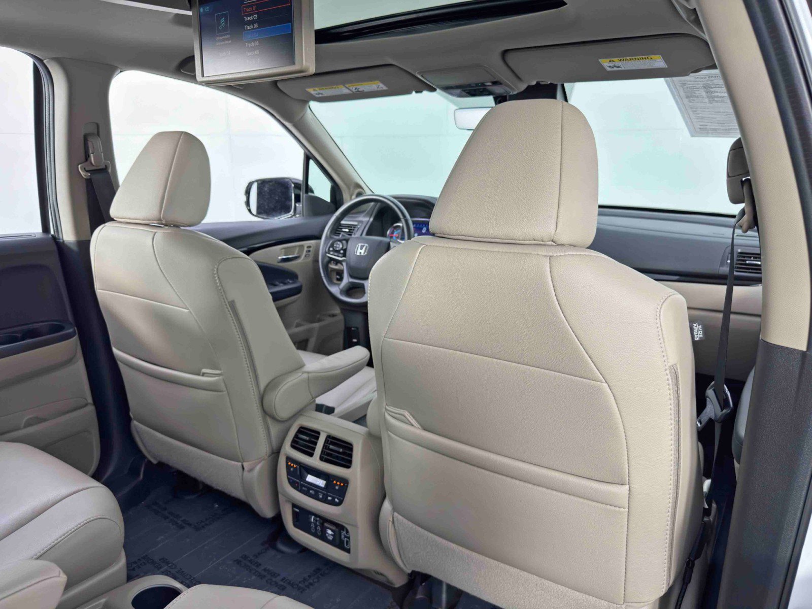 Used 2020 Honda Pilot Touring image 35