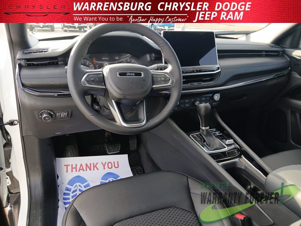 New 2026 Jeep Compass Latitude AWD/4WD image 15