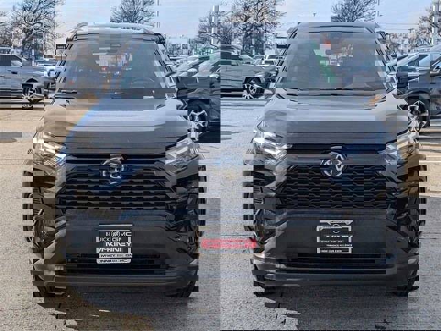 Used 2024 Toyota RAV4 XLE image 6