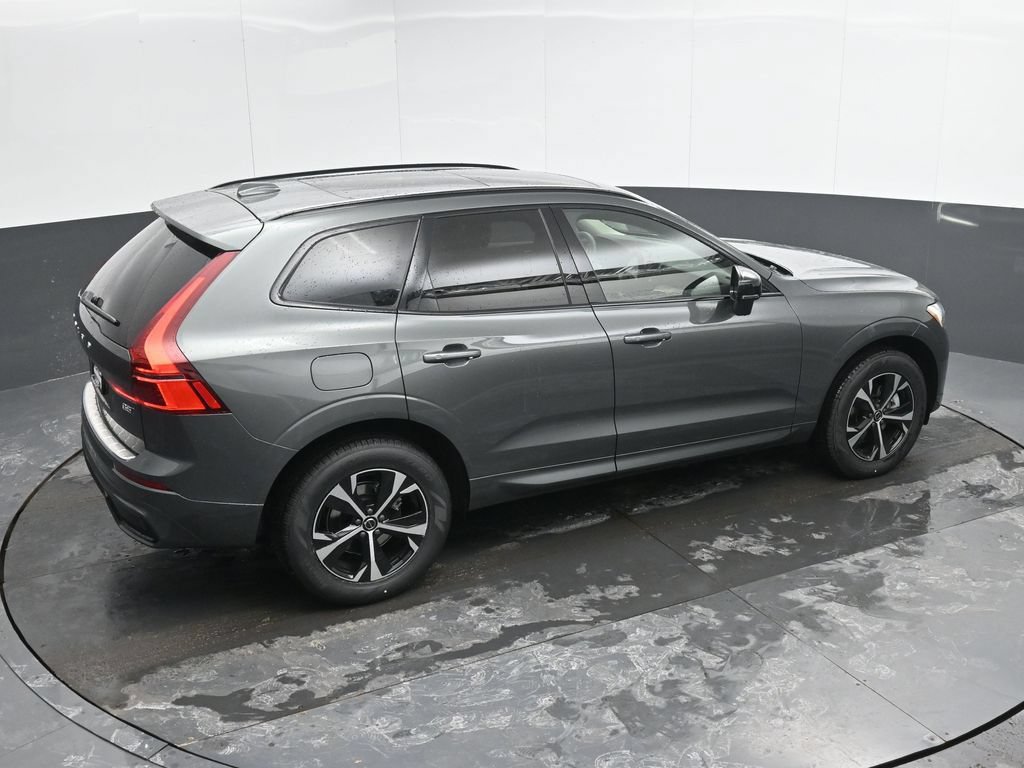 New 2026 Volvo XC60 B5 Core w/ Protection Package Premier AWD/4WD image 31
