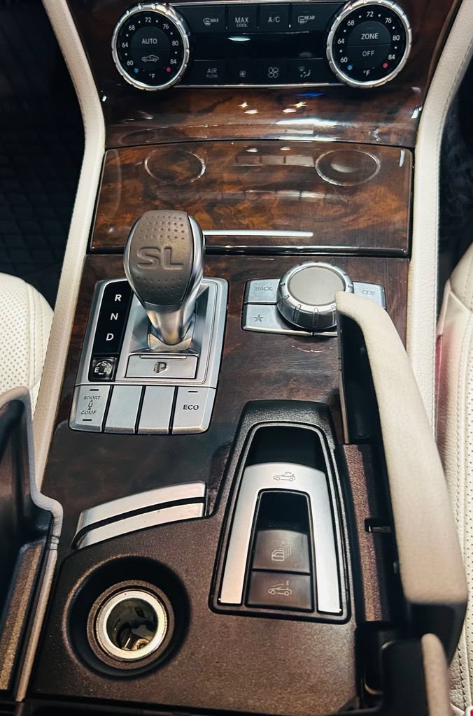 Used 2013 Mercedes-Benz SL 550 image 21