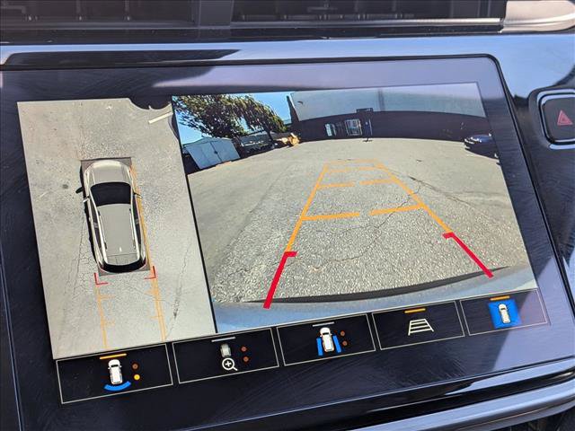 Used 2023 Chevrolet Bolt EUV Premier FWD image 14