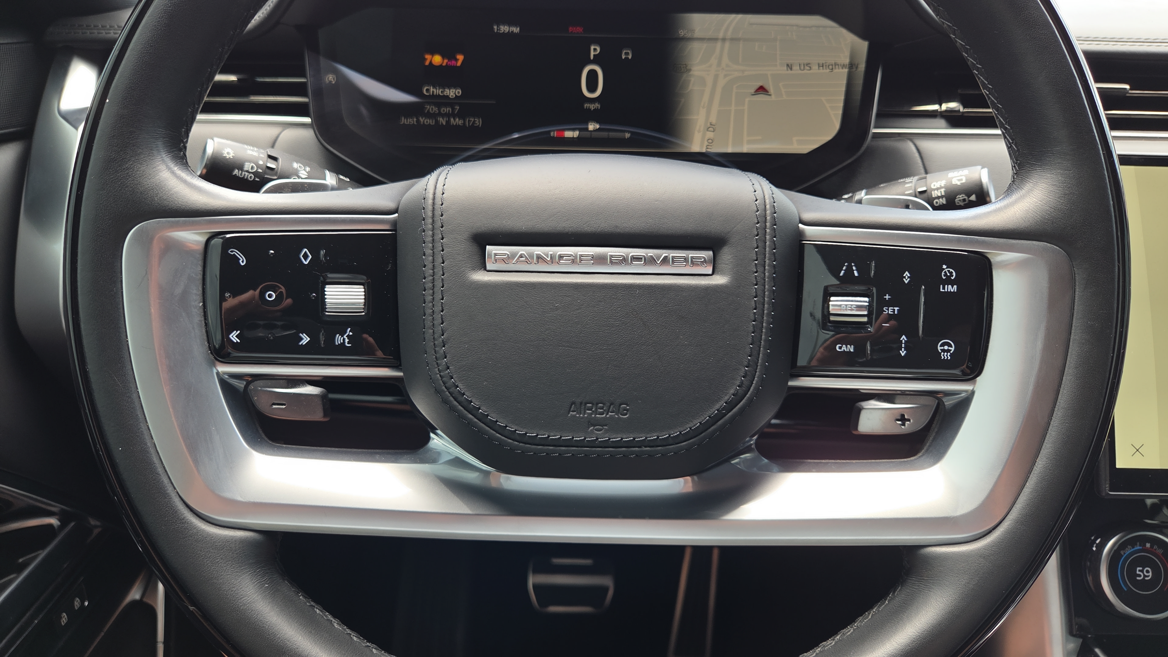 Used 2023 Land Rover Range Rover Long Wheelbase SE AWD/4WD image 31