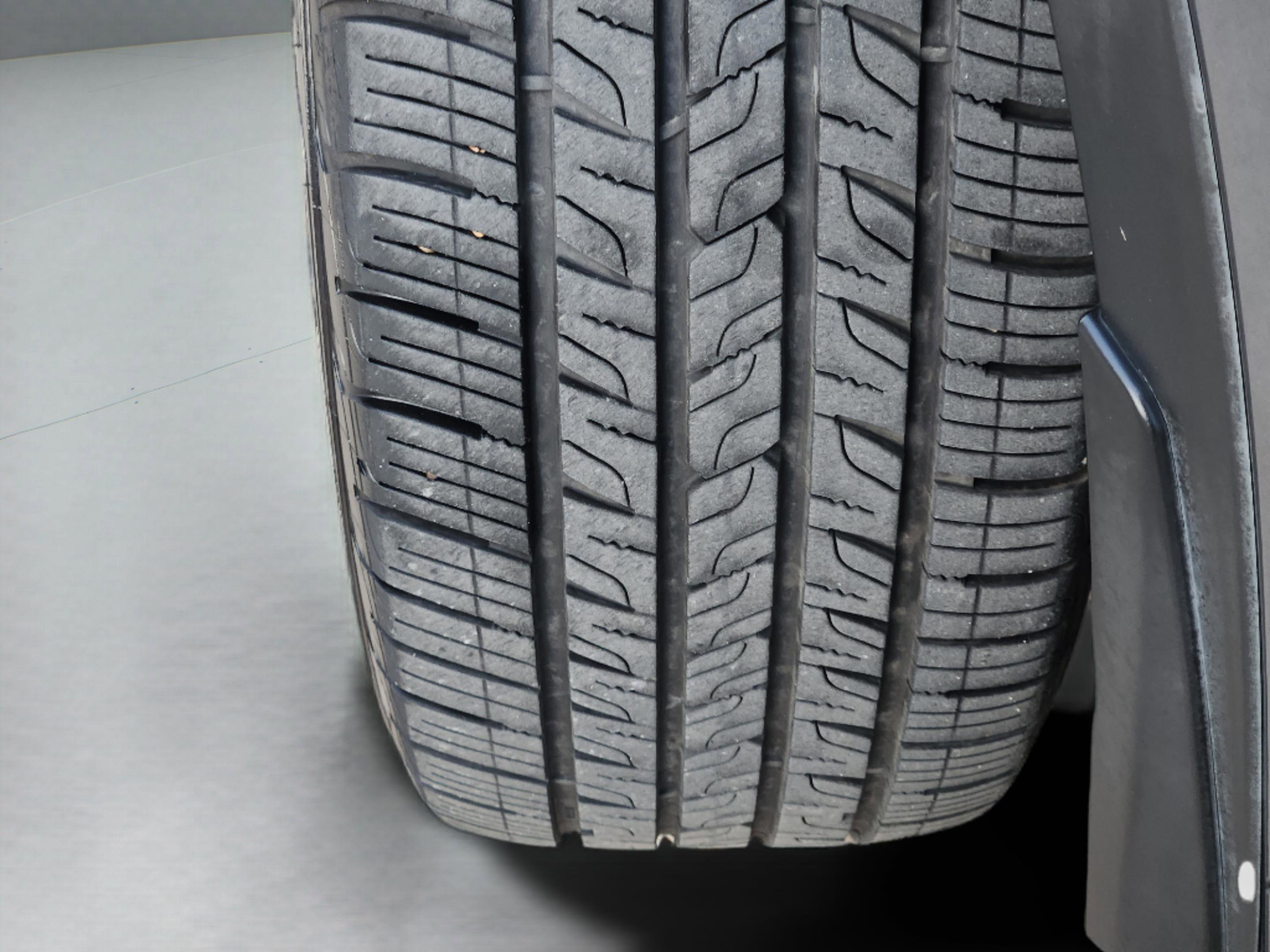 Used 2020 Lexus RX 450hL Luxury w/ Accessory Package image 10