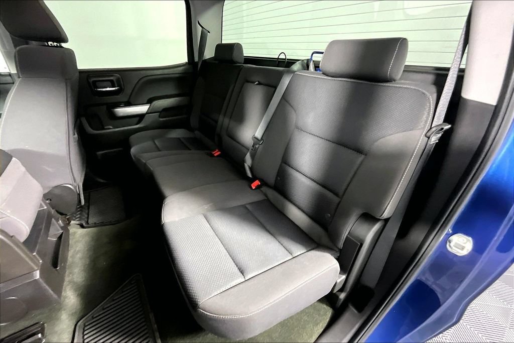Used 2018 Chevrolet Silverado 1500 LT w/ All Star Edition AWD/4WD image 26