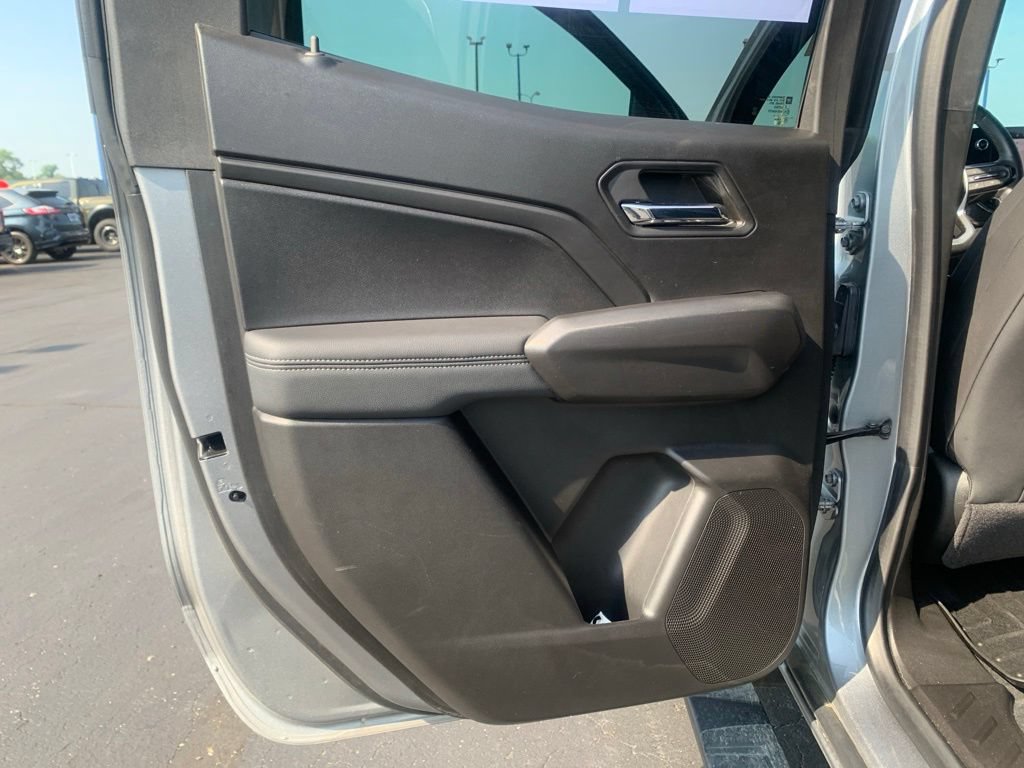 Used 2024 Chevrolet Colorado LT w/ LT Convenience Package III AWD/4WD image 35
