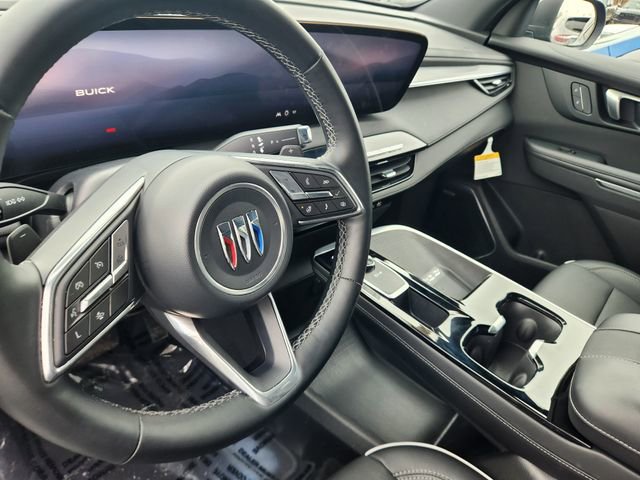 Used 2025 Buick Enclave Preferred image 13