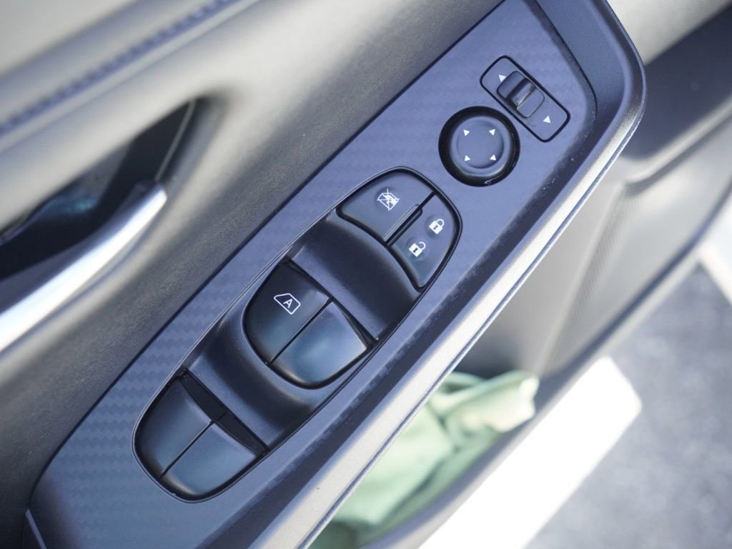 Certified 2024 Nissan Sentra SV image 9