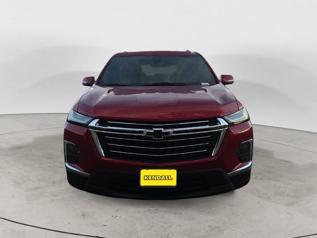 Used 2023 Chevrolet Traverse LT w/ Rear Camera Mirror Package AWD/4WD image 3