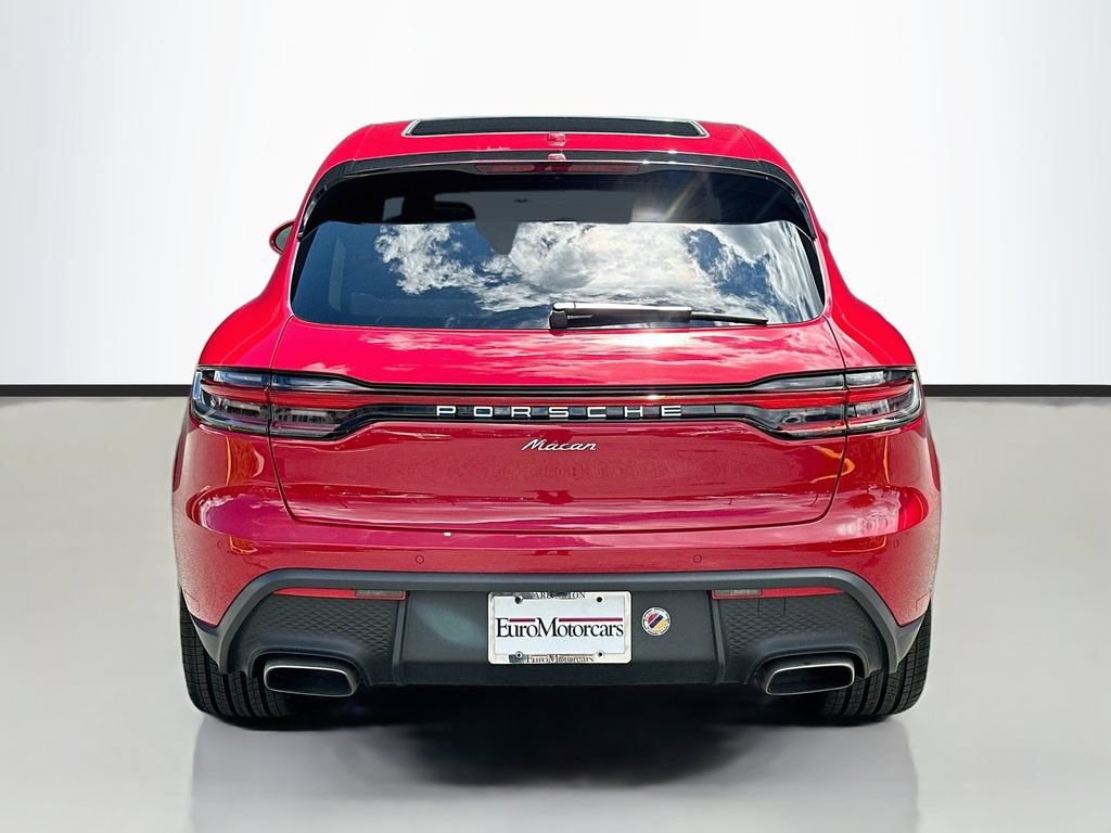 Certified 2026 Porsche Macan AWD/4WD image 10